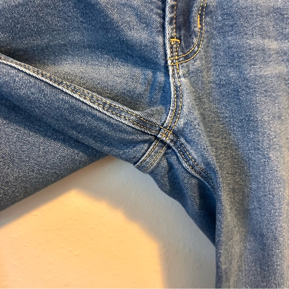 Old Navy 12 Women’s Mid Rise Rockstar Supper Skinny Dark Wash Denim Jean - Picture 3 of 7